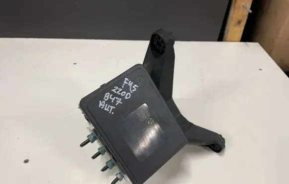BMW 2 F45 ABS Pump 6880547 6880546