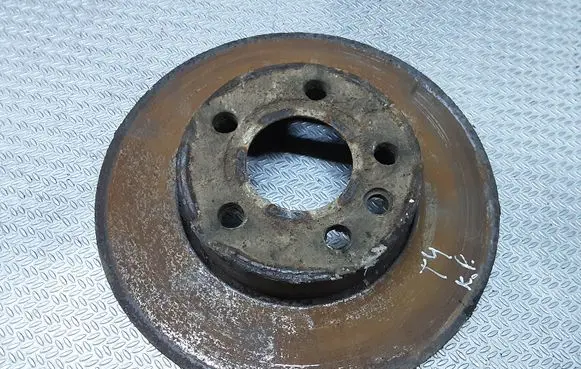 Volkswagen Multivan T4 Front brake disc