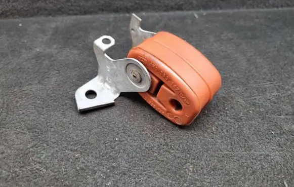 Audi A6 S6 C6 4F Muffler mount bracket/holder 4F0253147 4F0253144M 4F0253147D