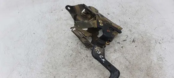Toyota Avensis T220 Seat back rest lock catch NOCODE