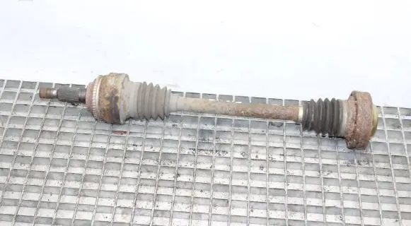 Lexus LS 430 Rear driveshaft