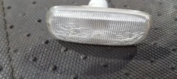 Audi A6 S6 C5 4B Front fender indicator light 4B0949127