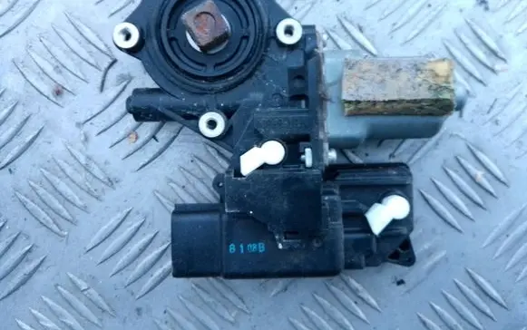 Renault Koleos I Front door window regulator motor 80750JJ40A 71023AA
