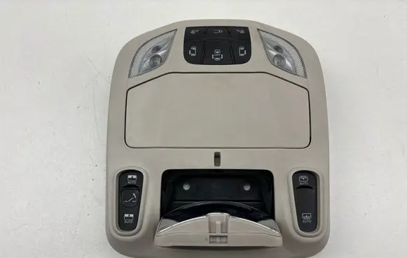Chrysler Pacifica Front seat light 6ES97PD2AC 33016AI 2573180540225