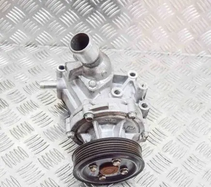 Mitsubishi L200 Water pump