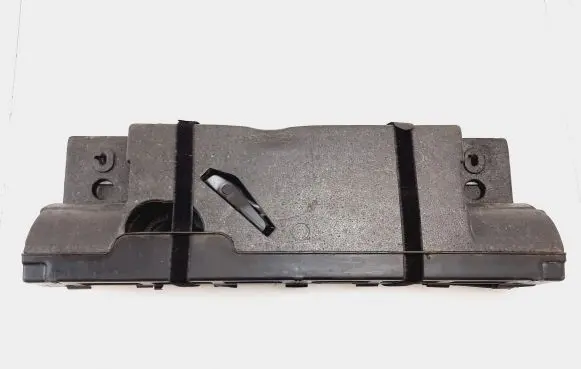 Volkswagen Transporter - Caravelle T5 Tool set 7H7012113
