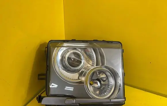 Land Rover Range Rover L322 Headlight/headlamp XBC000385