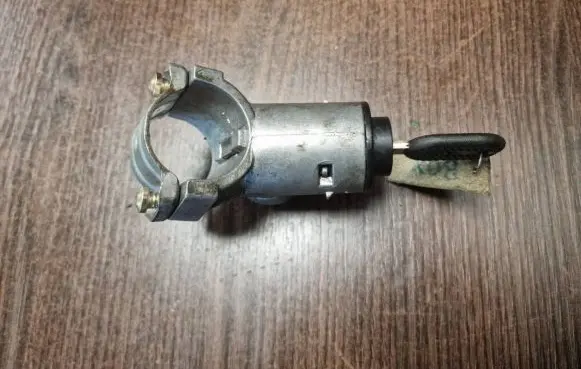 Peugeot Boxer Ignition lock 1611377680 4162H1