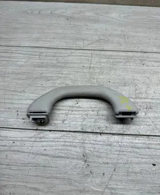 Skoda Octavia Mk2 (1Z) Front interior roof grab handle 6Y0857607M