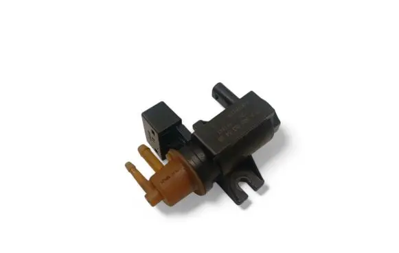 Mercedes-Benz GL X166 Turbo solenoid valve A0081535428