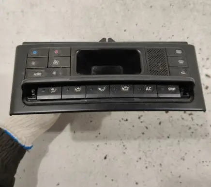 Renault Laguna I Climate control unit 7700822861