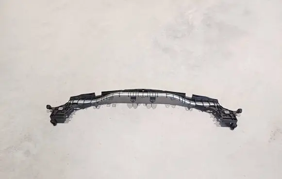 Mercedes-Benz C W205 Front bumper mounting bracket A2056204101