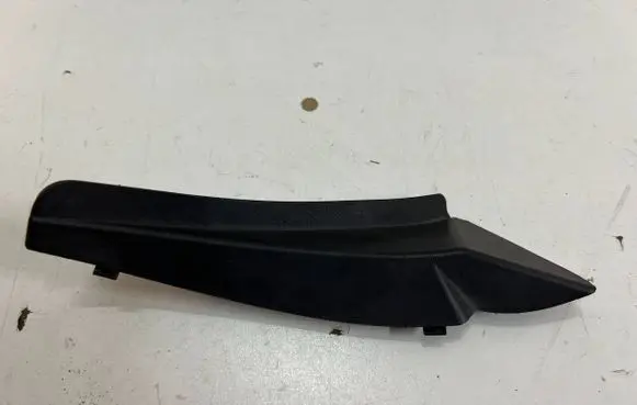 Mazda 3 III Wiper trim BJS751PB1