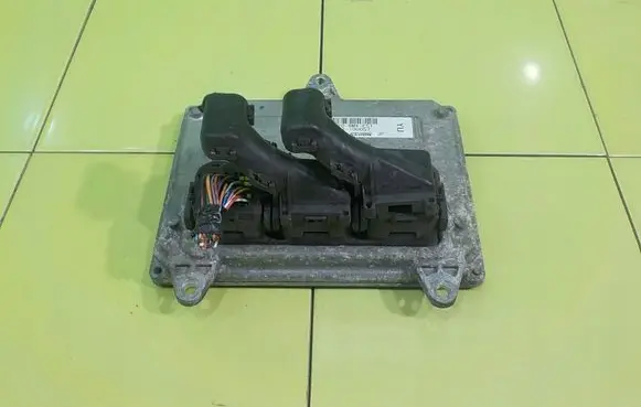 Honda Civic Engine control unit/module 37820RMXES1 16AB1