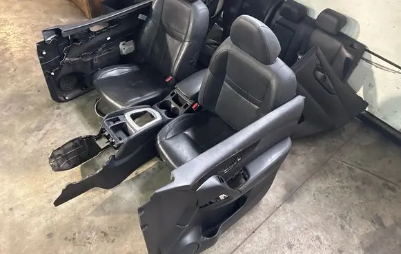 Nissan Qashqai Seat and door cards trim set 