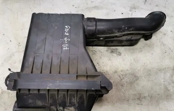 Opel Agila B Air filter box