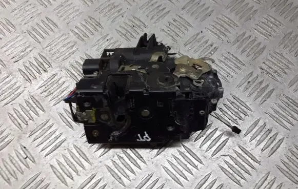 Seat Leon (1M) Rear door lock BRAK
