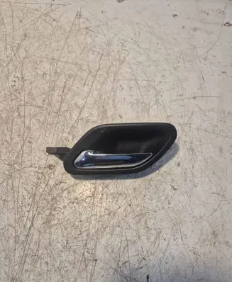 BMW 5 E39 Front door interior handle 8226049