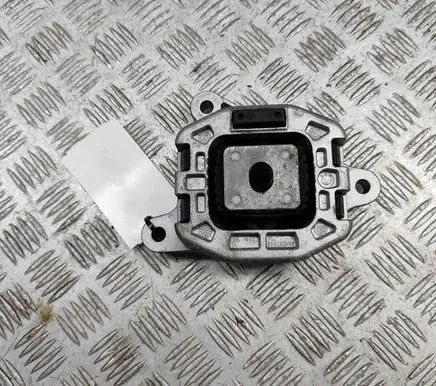 BMW iX1 Engine mount bracket 9894729