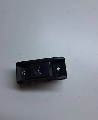 BMW 5 E60 E61 Sunroof switch 6907288 03015010 6131