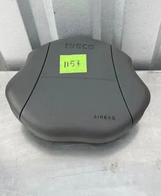 Steering wheel airbag