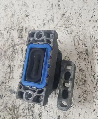 Seat Altea XL Gearbox mount