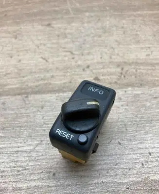 Volvo S70 V70 V70 XC On-board computer control switch 9162959 4970
