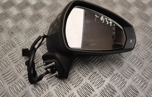Audi A3 S3 8V Front door electric wing mirror E1021262
