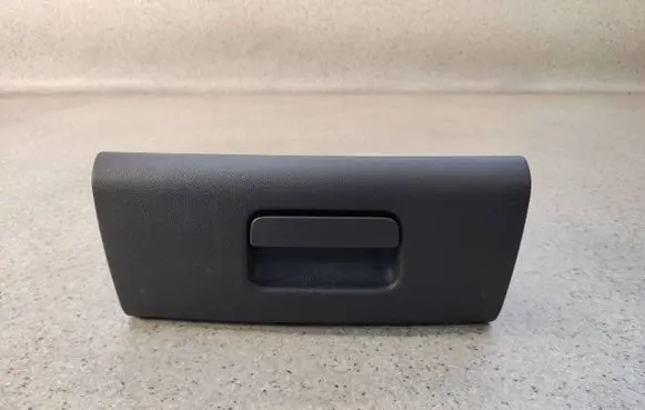 Volkswagen Tiguan Glove box central console 5na88260212 5na882602