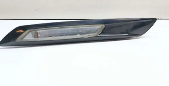 BMW 5 GT F07 Front fender indicator light 7199634 7154166