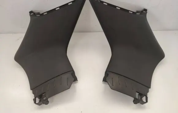 Audi Q5 SQ5 (D)pillar trim (top) 8R0867246M 8R0867245M