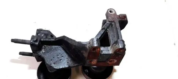 Ford Mondeo MK II Engine mounting bracket 97BB10239AA