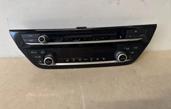 BMW 5 G30 G31 Climate control unit 6999400