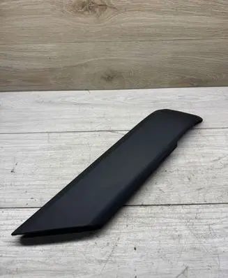 Land Rover Range Rover Sport L494 Front passenger seat rail trim DK6227421a