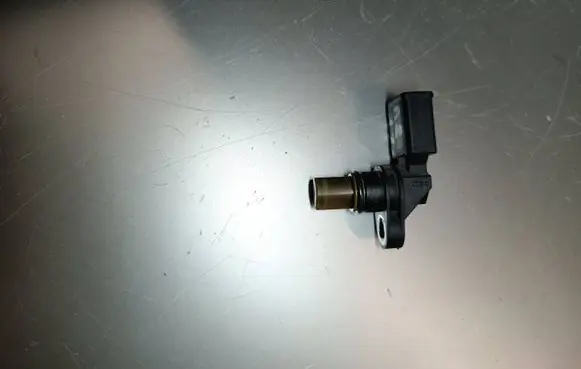 Audi A8 S8 D3 4E Camshaft position sensor 06E905163