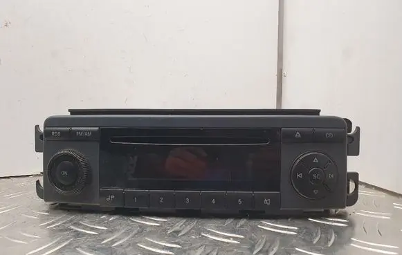 Smart ForFour I Radio/CD/DVD/GPS head unit A4548200379