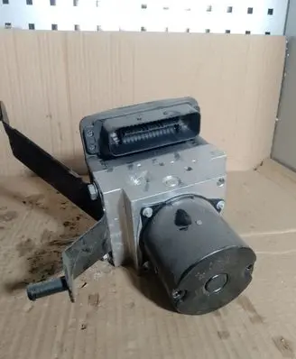 BMW 5 E60 E61 ABS Pump 6784151 3451678415101 3452678415301
