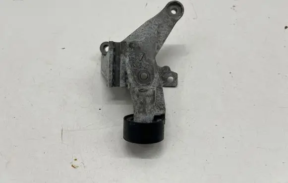 Mercedes-Benz GLA H247 Generator/alternator bracket A2822034300