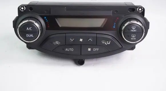 Toyota Yaris Climate control unit 559000D340