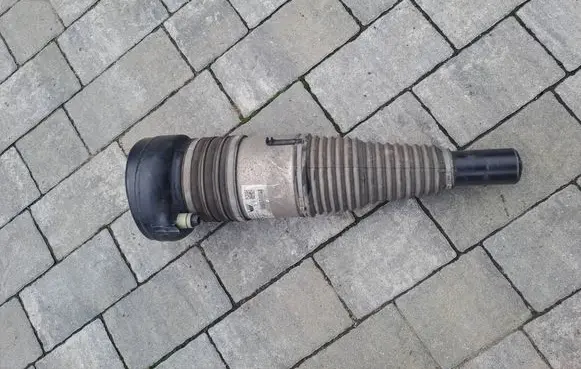 Audi Q7 4M Steering column damper 4m0616039d