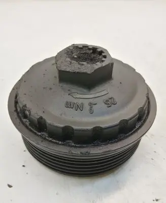Ford Transit Oil filter cover 6790839430