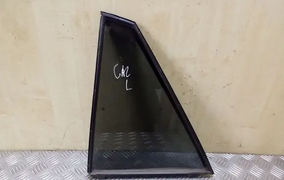 Lexus RX 330 - 350 - 400H Rear vent window glass 6818948030