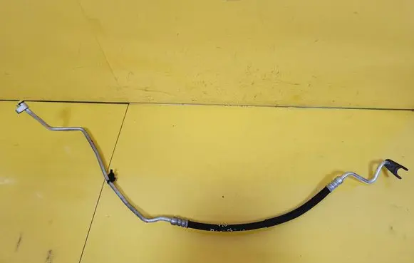 Air conditioning (A/C) pipe/hose