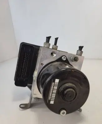 BMW 1 E81 E87 ABS Pump 34516772213