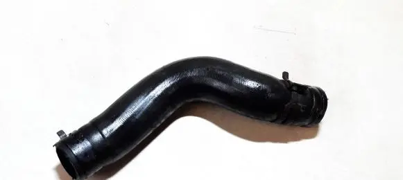 Toyota Avensis T270 Engine coolant pipe/hose