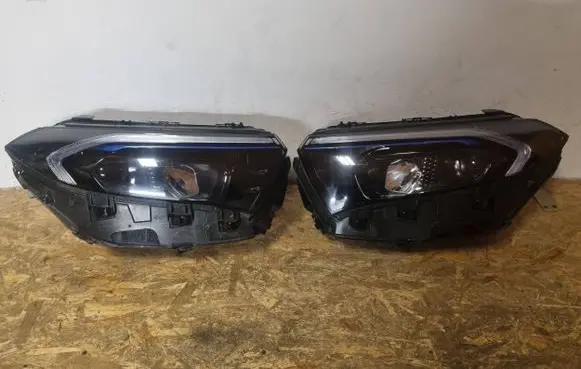 Mercedes-Benz EQA Headlight/headlamp A2439062701 01577931 1EX2623LED