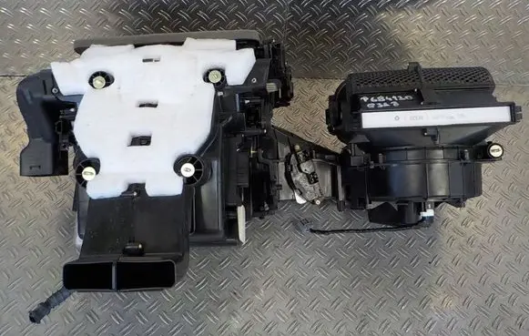 Interior heater climate box assembly