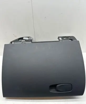 Volvo XC60 Glove box 31417596
