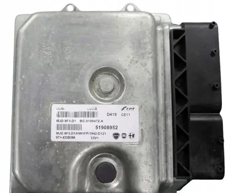 Opel Combo D Engine control unit/module 51908952 MJD8F3D1