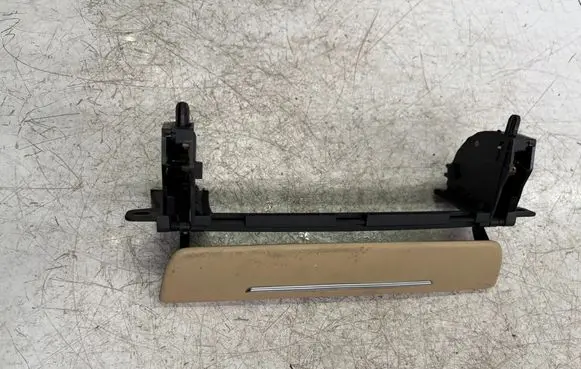 Audi A8 S8 D4 4H Dashboard storage box/compartment 4H0858381A